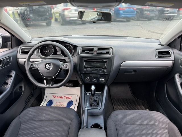 Used 2015 Volkswagen Jetta SE with VIN 3VWD07AJ4FM313024 for sale in Fenton, MI