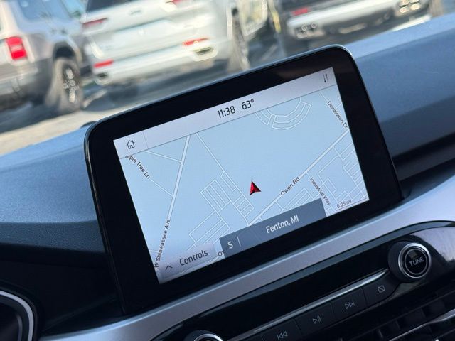 2020 Ford Escape SEL photo 4