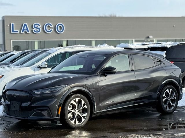 2022 Ford Mustang Mach-E Premium AWD's photo