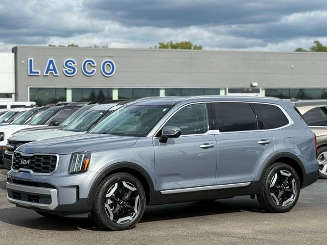 2025 Kia Telluride S FWD's photo