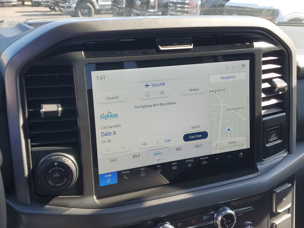 2025 Ford F-150 XLT - Photo 15