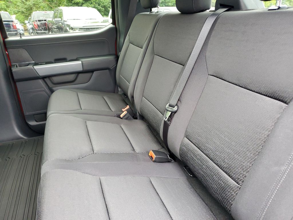2025 Ford F-150 XLT - Photo 30