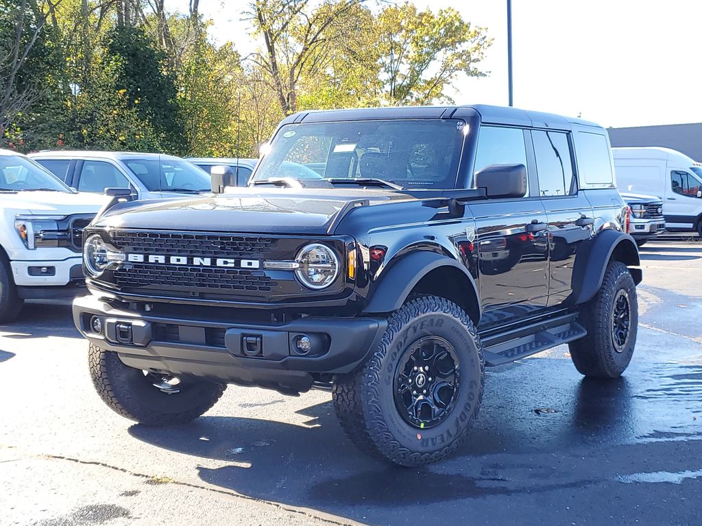 2025 Ford Bronco SUV 