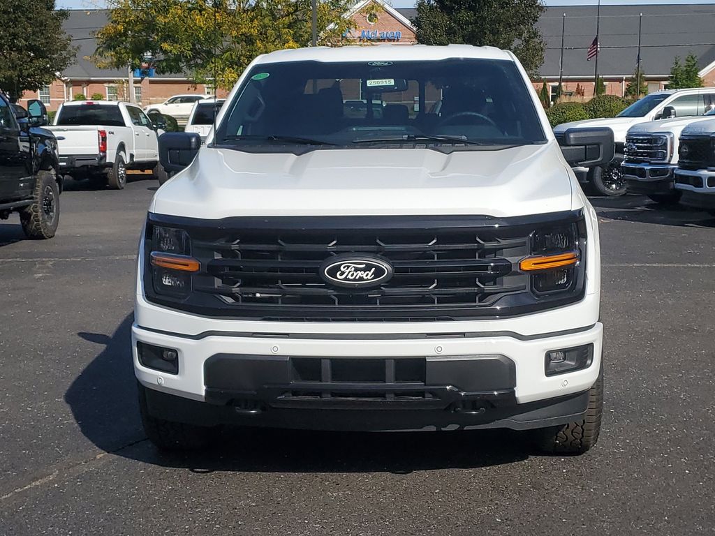 2025 Ford F-150 XLT photo 2