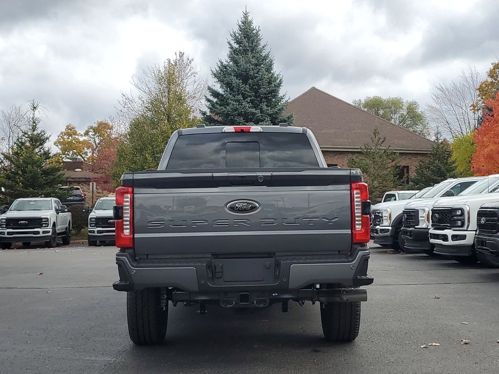 2026 Ford F-350 Super Duty XLT - Photo 5