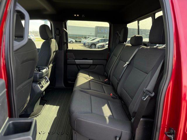 2025 Ford F-150 XLT - Photo 18