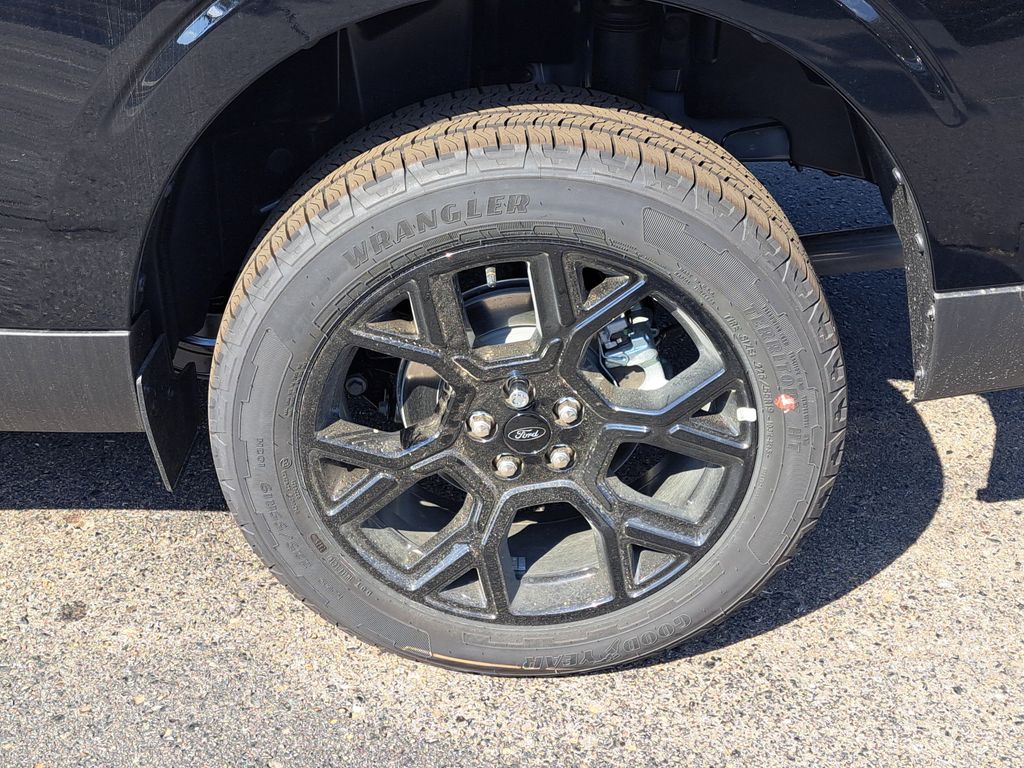 2025 Ford Maverick XLT - Photo 31