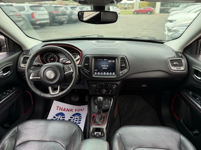 2017 Jeep Compass Trailhawk photo 3