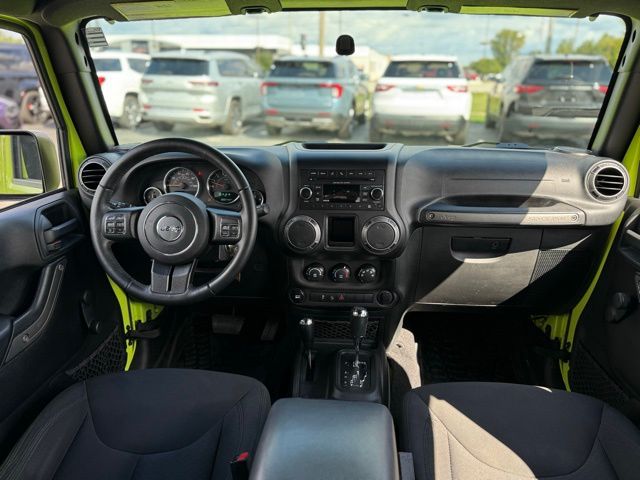 2017 Jeep Wrangler Unlimited Sport photo 3
