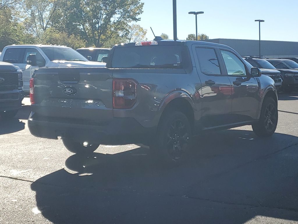 2025 Ford Maverick XLT photo 4