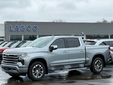 2025 Chevrolet Silverado 1500 High Country Truck 1GCUKJE81SZ242486