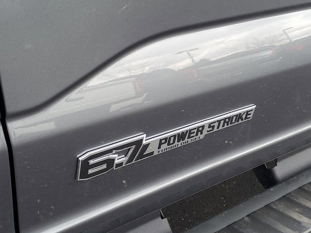 2026 Ford F-350 Super Duty XLT - Photo 35
