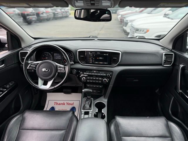 2021 Kia Sportage EX photo 3