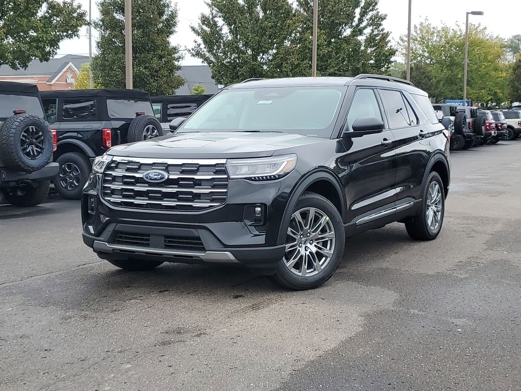 New 2025 Ford Explorer Active SUV