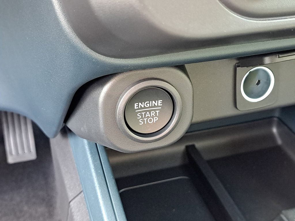 2025 Ford Maverick XLT - Photo 14