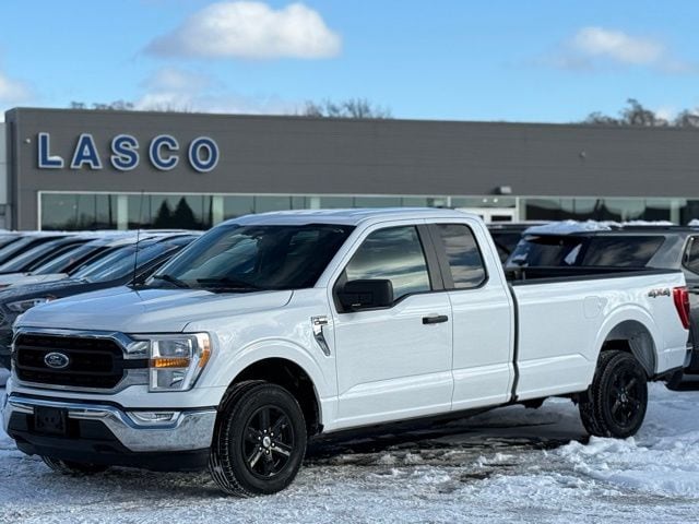 2022 Ford F-150 XLT's photo