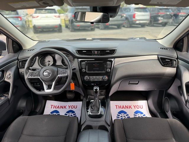 2021 Nissan Rogue Sport S photo 3