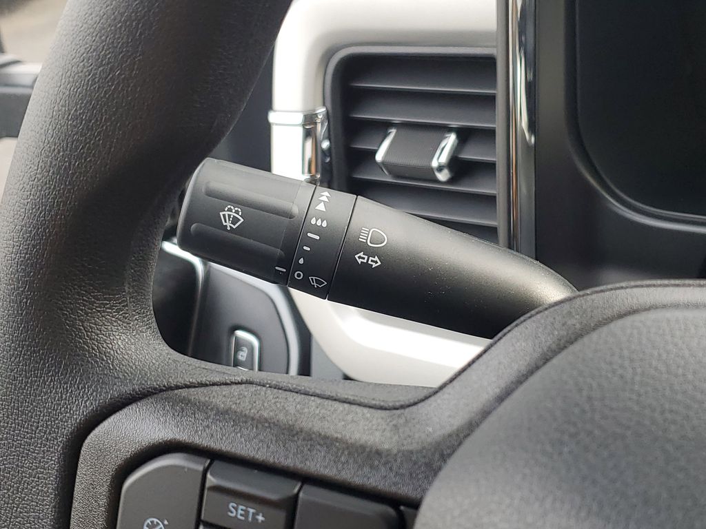 2026 Ford F-350 Super Duty XLT - Photo 12