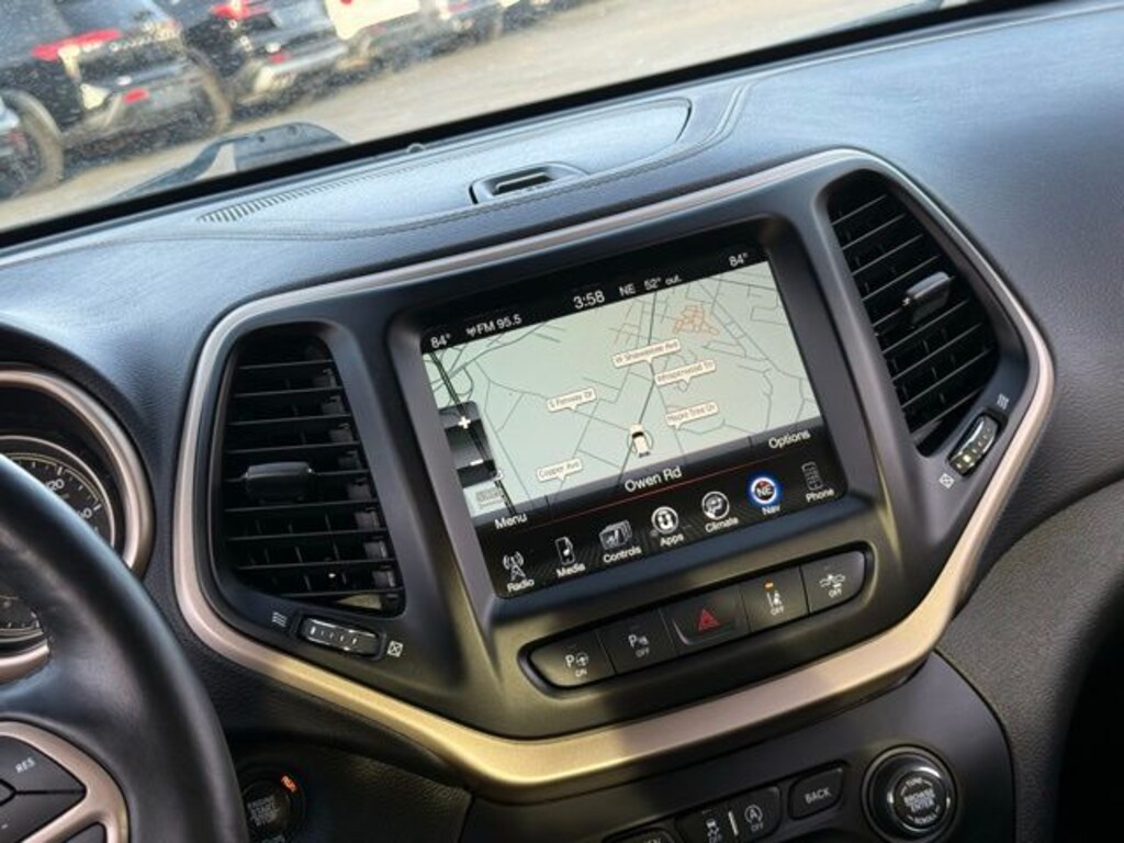 Used 2018 Jeep Cherokee Limited SUV