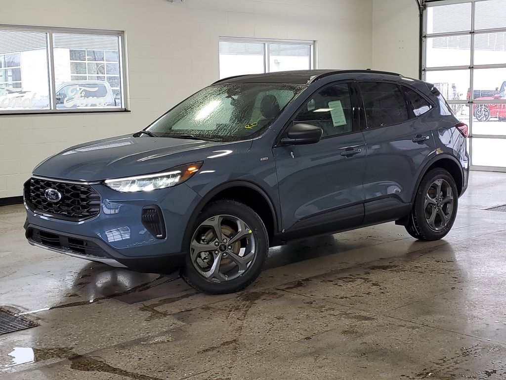2026 Ford Escape ST-Line's photo