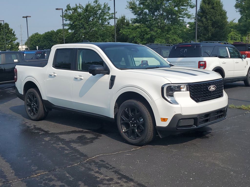 2025 Ford Maverick Lariat photo 3