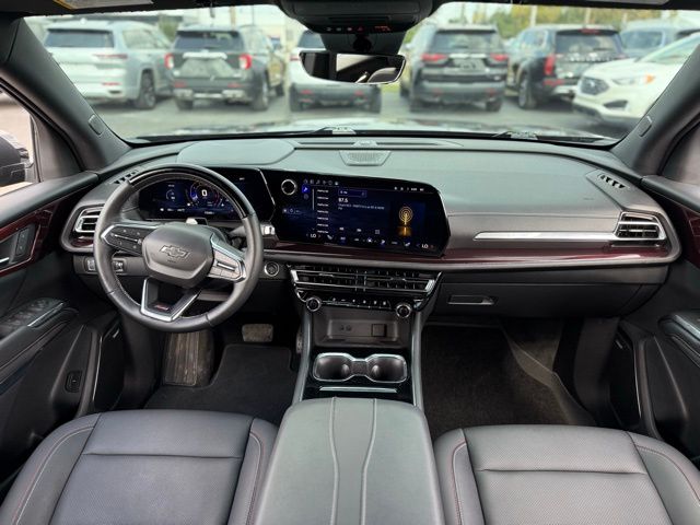 2024 Chevrolet Traverse Z71 photo 3