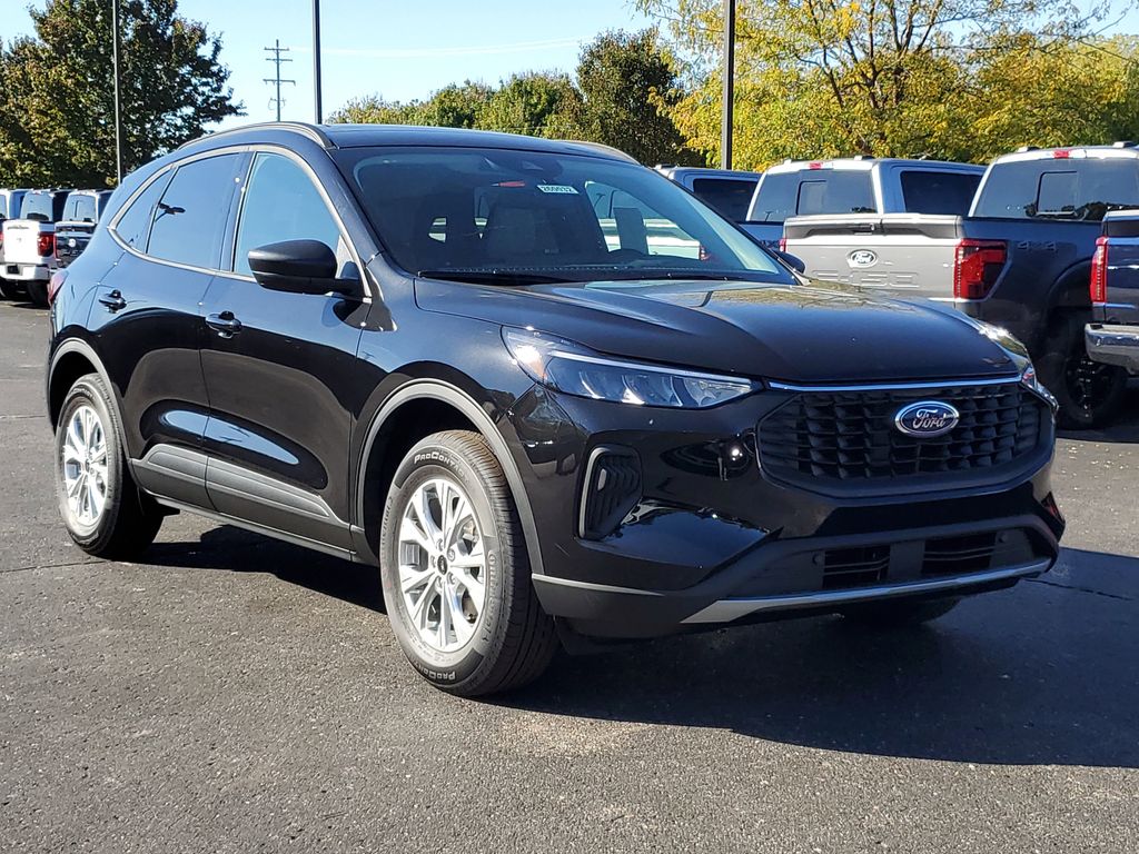 2026 Ford Escape Active photo 3