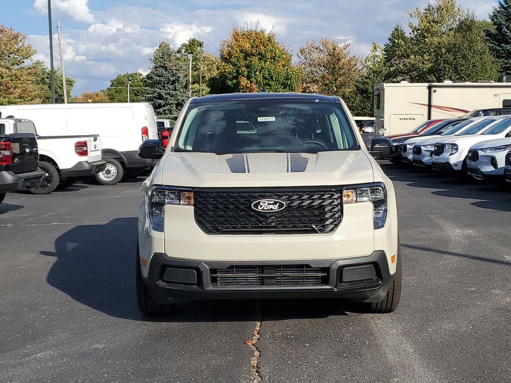 New 2025 Ford Maverick XLT TRUCK
