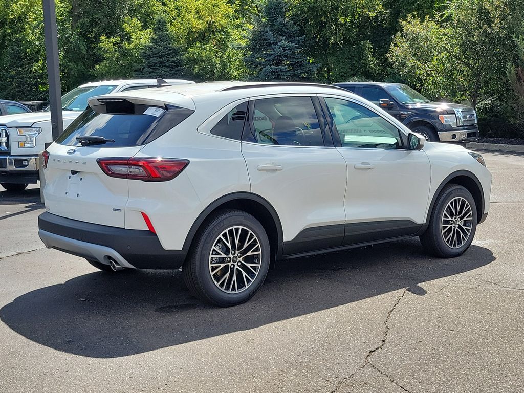 2025 Ford Escape Plug-In Hybrid Base photo 4