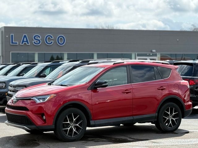 2016 Toyota RAV4 SE