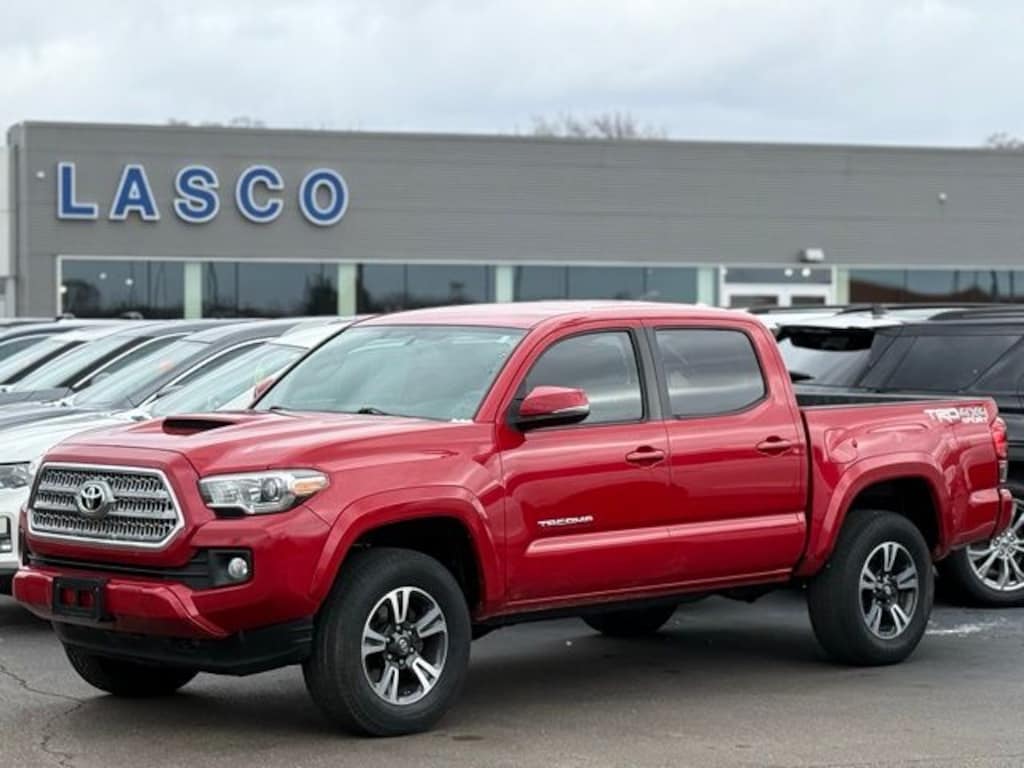 Certified 2016 Toyota Tacoma SR Truck