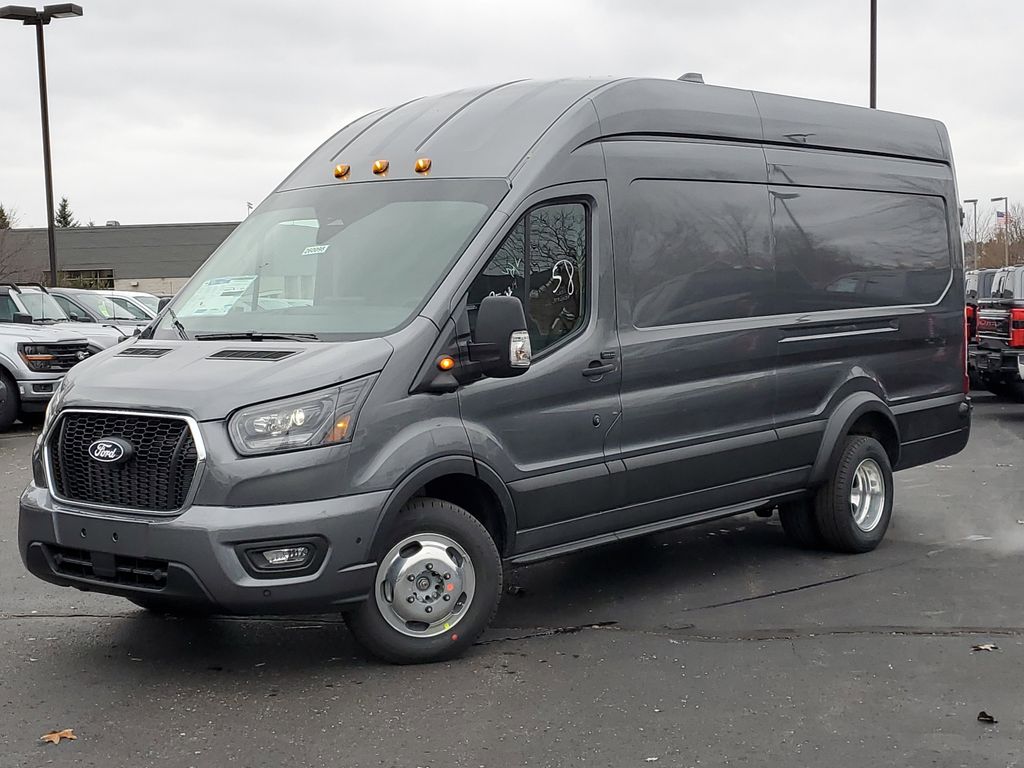 2026 Ford Transit Van Base's photo
