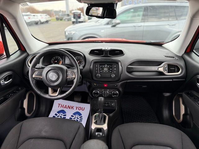 2017 Jeep Renegade Latitude North Edition photo 3