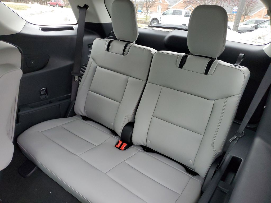 2026 Ford Explorer Active - Photo 30