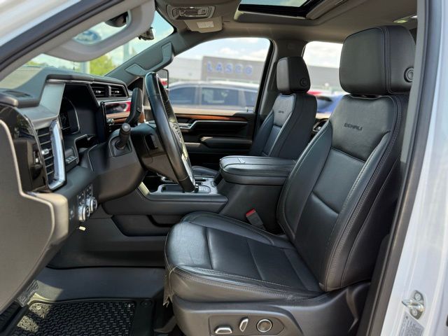 2024 Gmc Sierra 2500 HD Denali photo 2