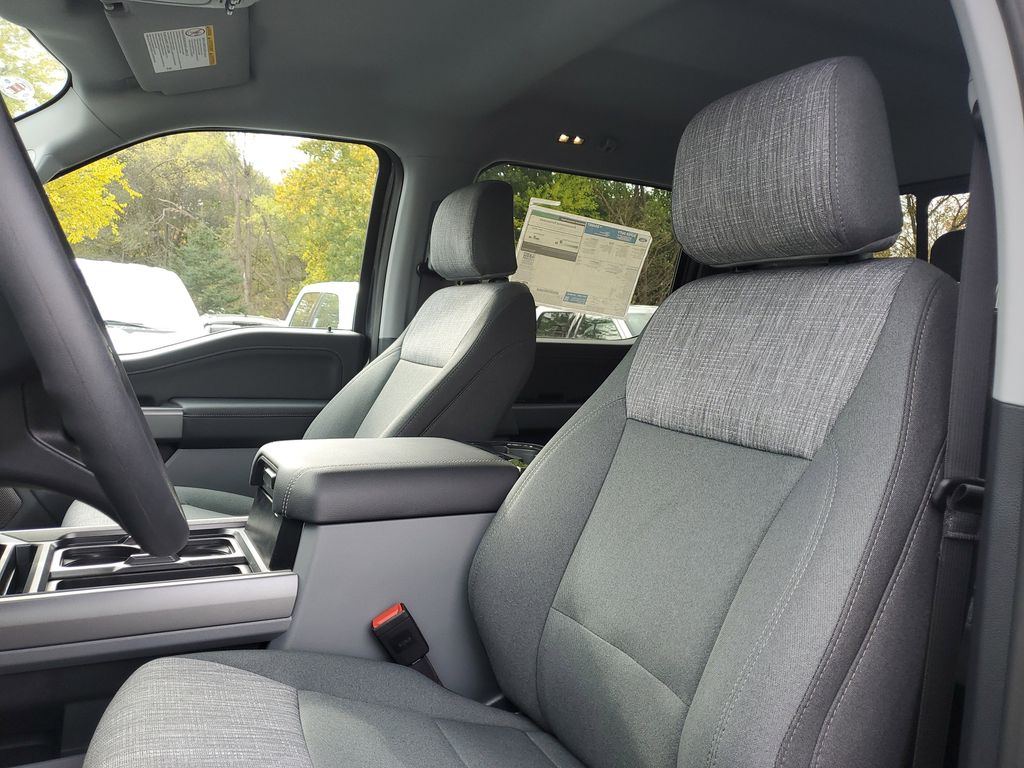 2026 Ford F-350 Super Duty XLT - Photo 7