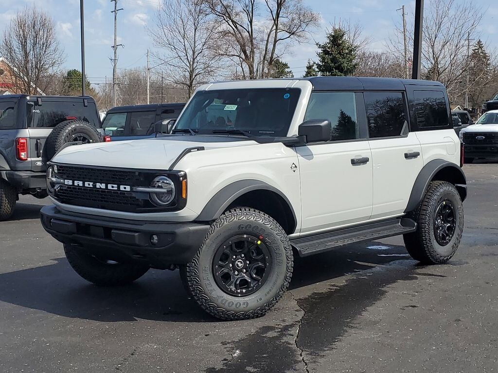 New 2026 Ford Bronco Outer Banks® SUV