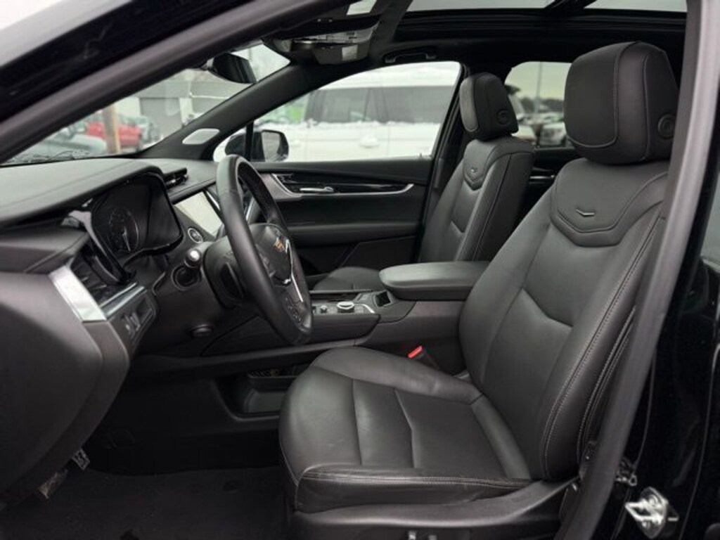 Certified 2025 Cadillac XT5 Premium Luxury SUV