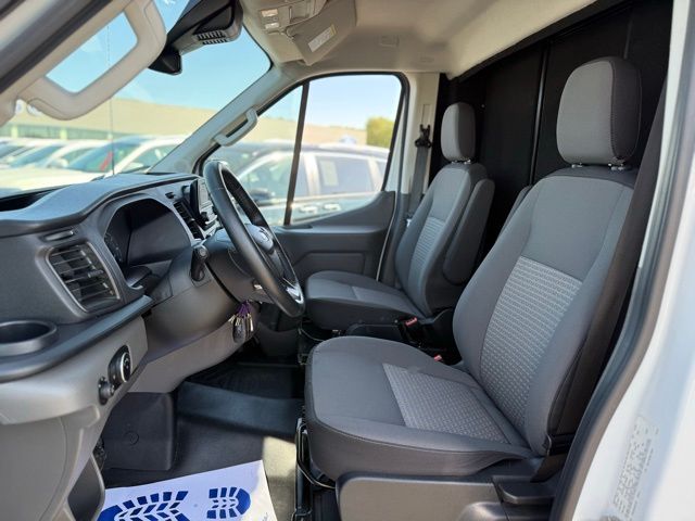 2021 Ford Transit photo 2