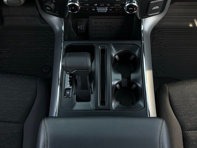 2025 Ford F-150 XLT - Photo 33