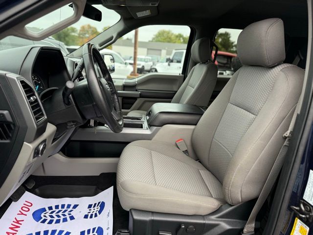 2020 Ford F-150 XLT photo 2