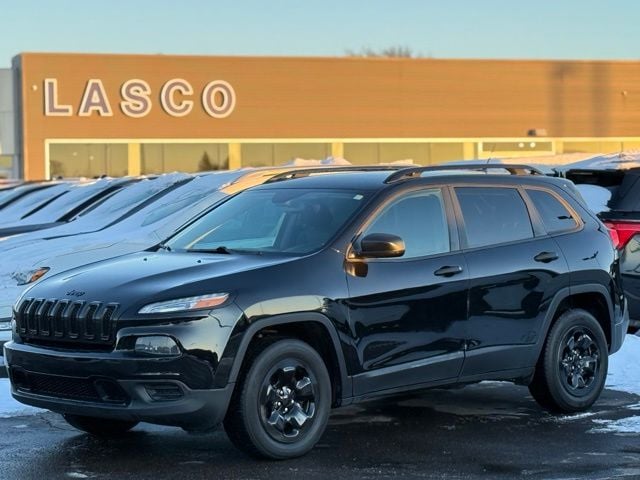 2018 Jeep Cherokee Sport Altitude's photo