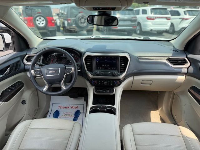 2023 Gmc Acadia Denali photo 2