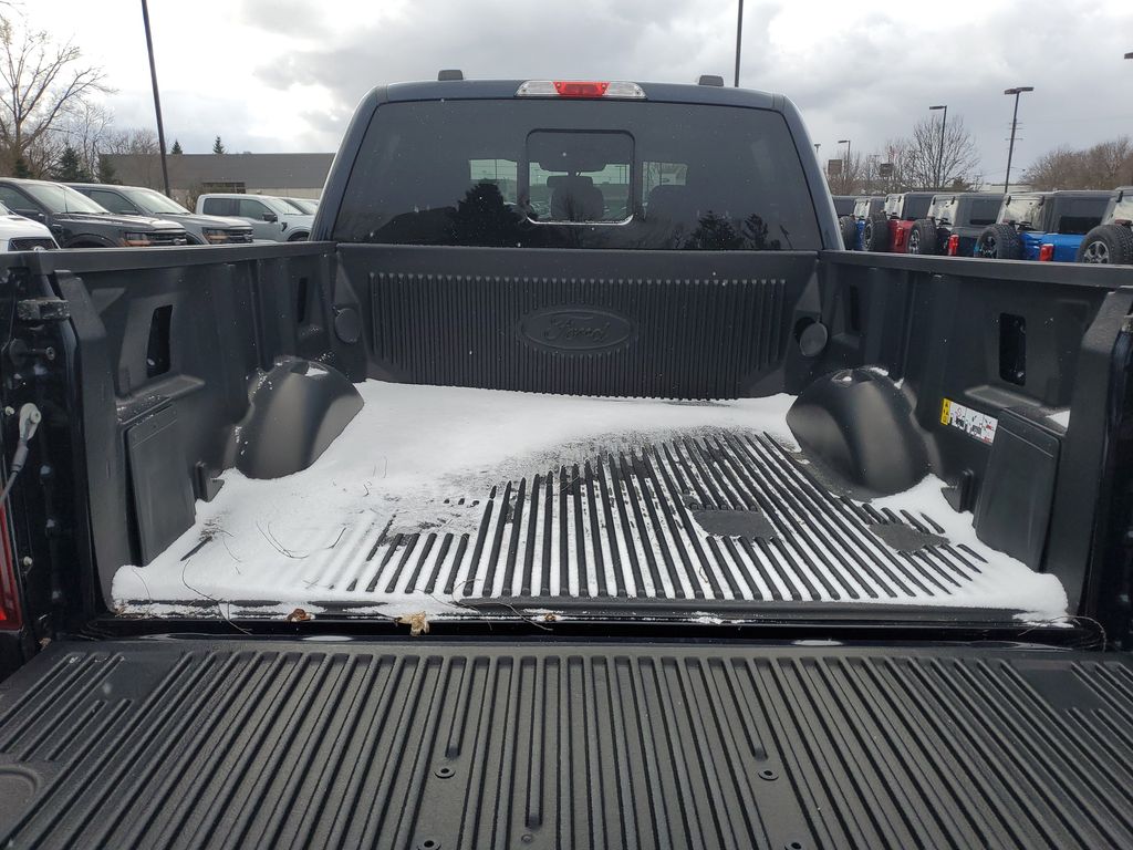 2025 Ford F-150 XLT - Photo 31