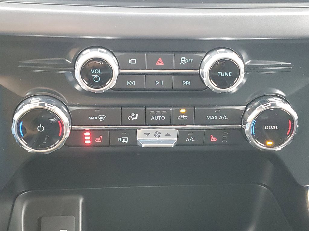 2025 Ford F-150 XLT - Photo 21