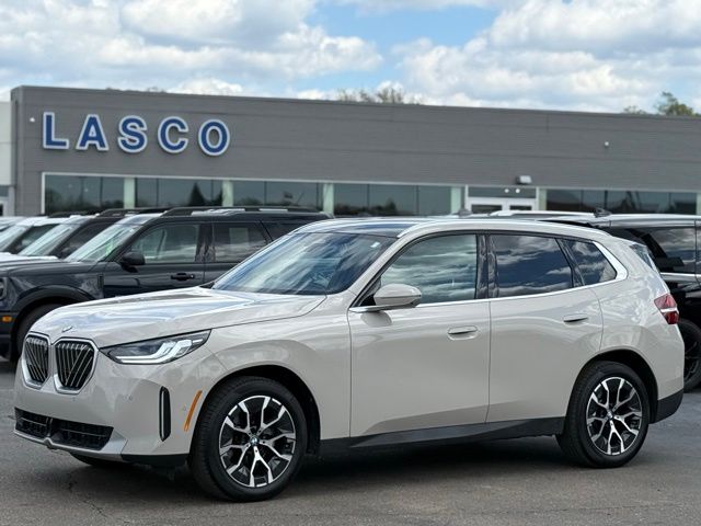 2026 BMW X3 30 XDRIVE's photo