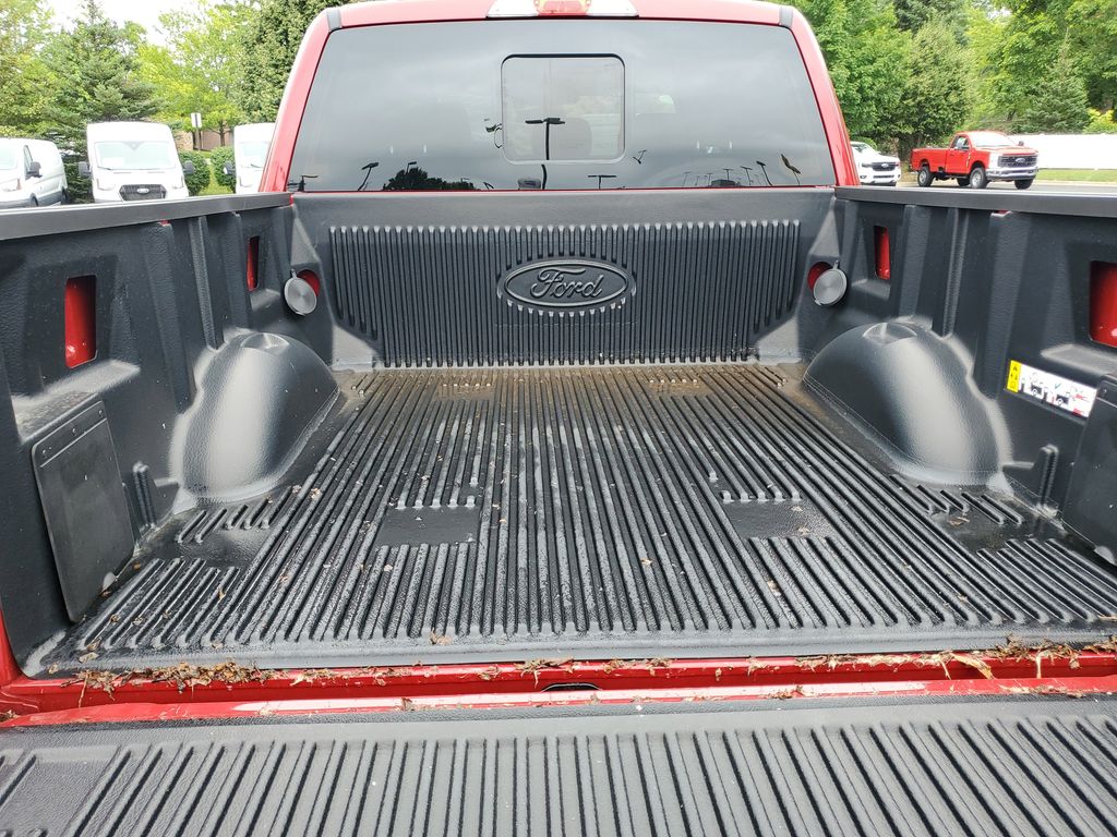 2025 Ford F-150 XLT - Photo 33