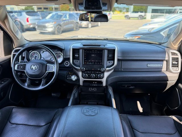 2020 Ram 1500 Laramie photo 3