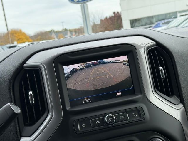 2022 Chevrolet Silverado 1500 Custom Trail Boss photo 4