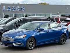 2018 Ford Fusion SE Sedan 3FA6P0HDXJR275265
